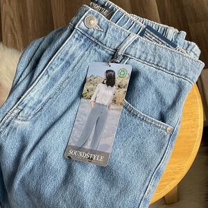 Women's Blue Jeans